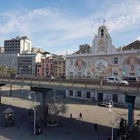 Casa Vacanze Porto Antico * Genoa