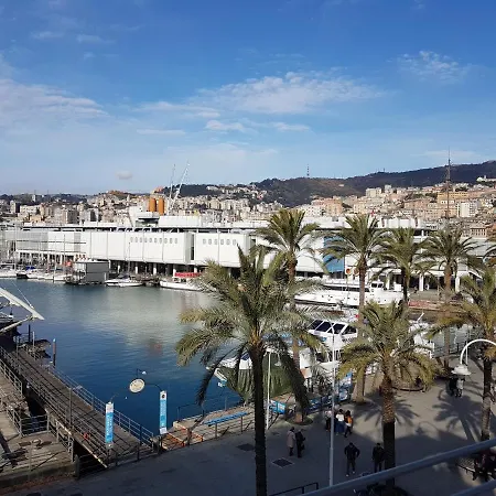 Casa Vacanze Porto Antico * Генуя