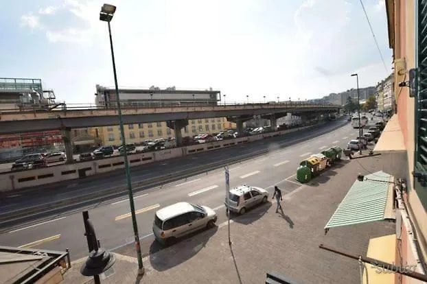 Casa Vacanze Porto Antico Apartament *