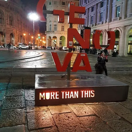 Casa Vacanze Porto Antico * Генуя